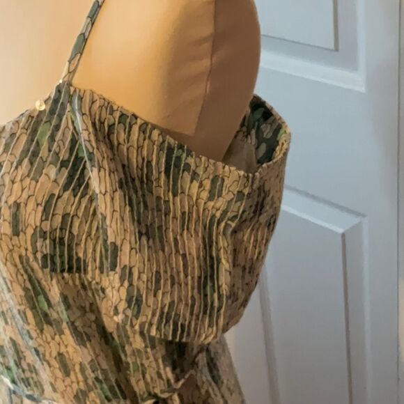 French Connection Cold Shoulder Mermaid Sequin Dress Cream Soda Green Size 6 New - Picture 7 of 10